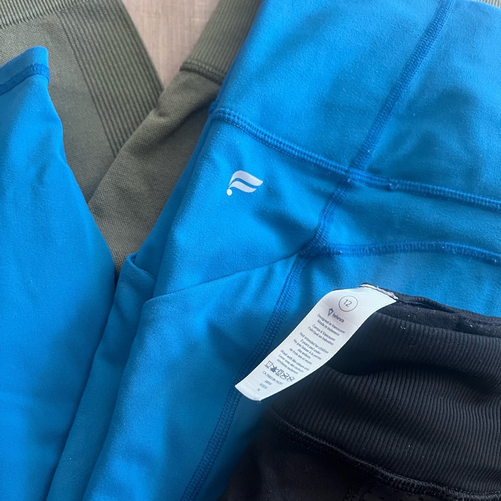 Activewear bundle - Picture 2 of 4